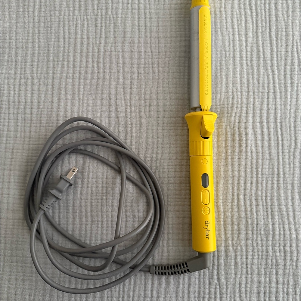 Drybar “3-day bender” 1” rotating curling iron